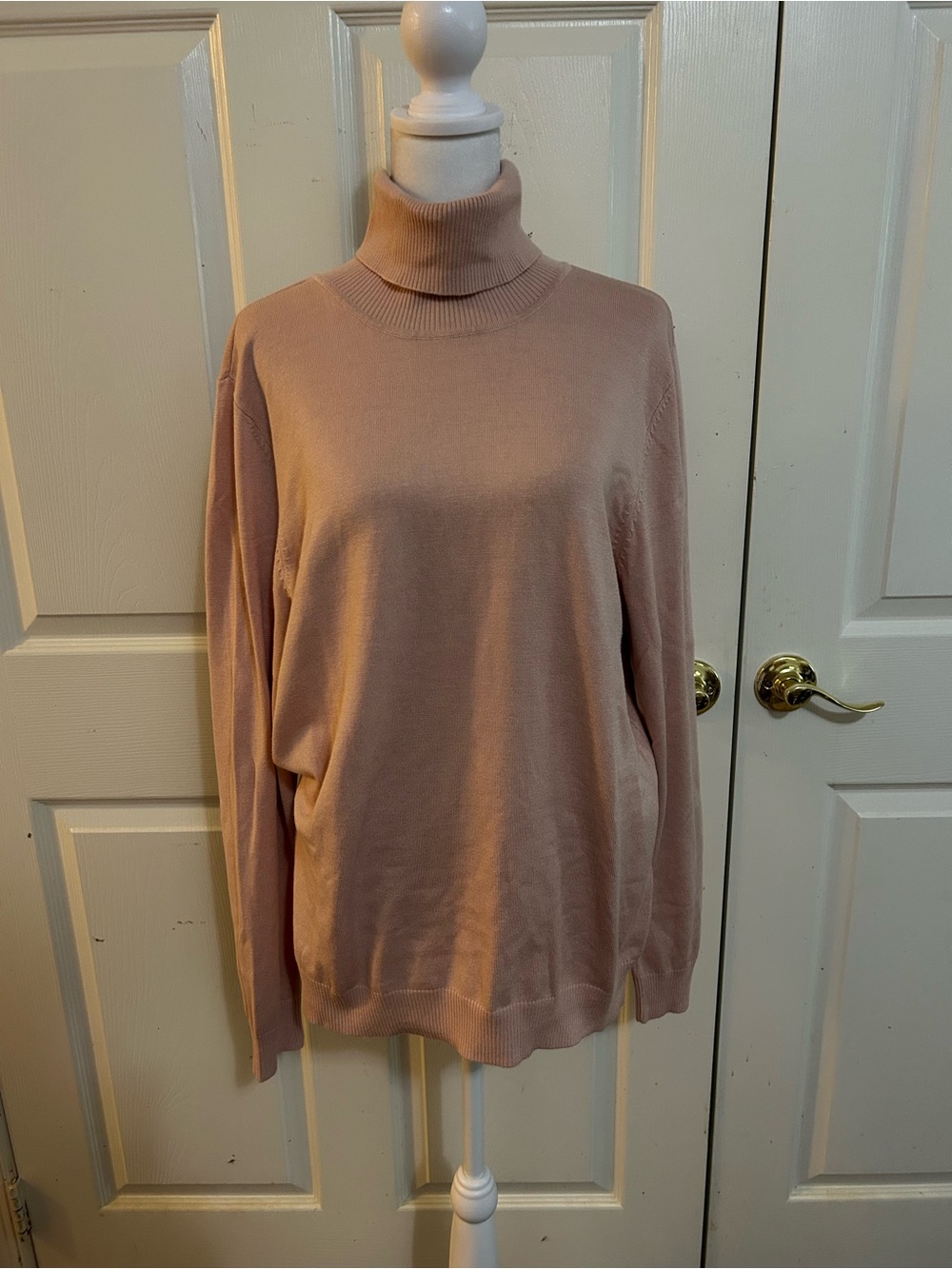 NWT Calvin Klein pink turtleneck, XL